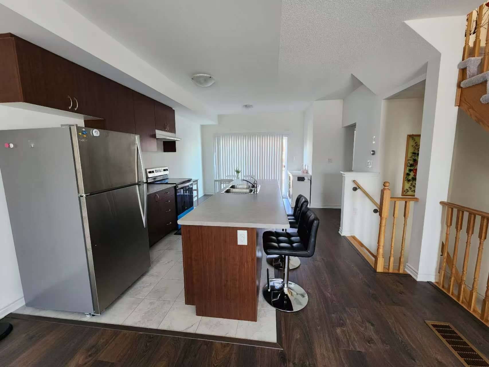 Wasaga Beach, ON L9Z 0J4,49 Shelburne AVE