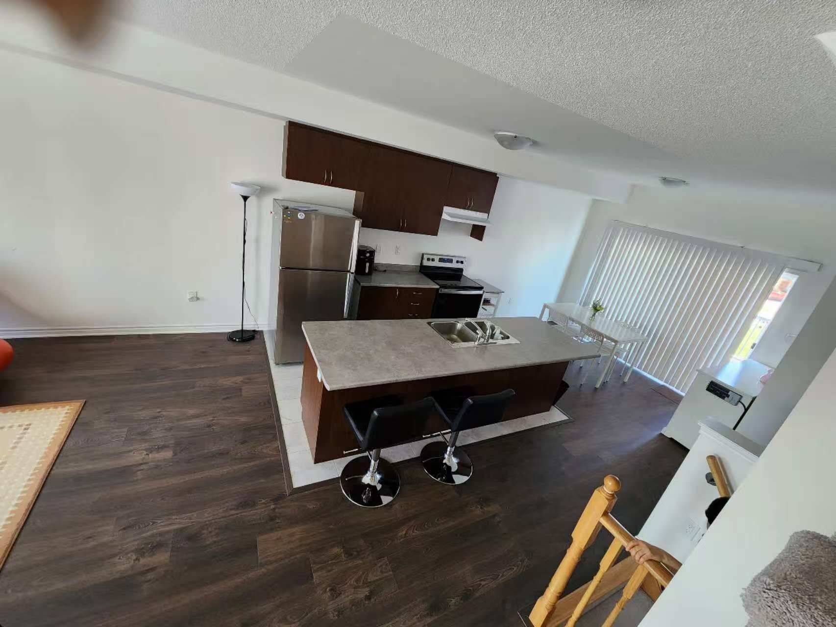 Wasaga Beach, ON L9Z 0J4,49 Shelburne AVE