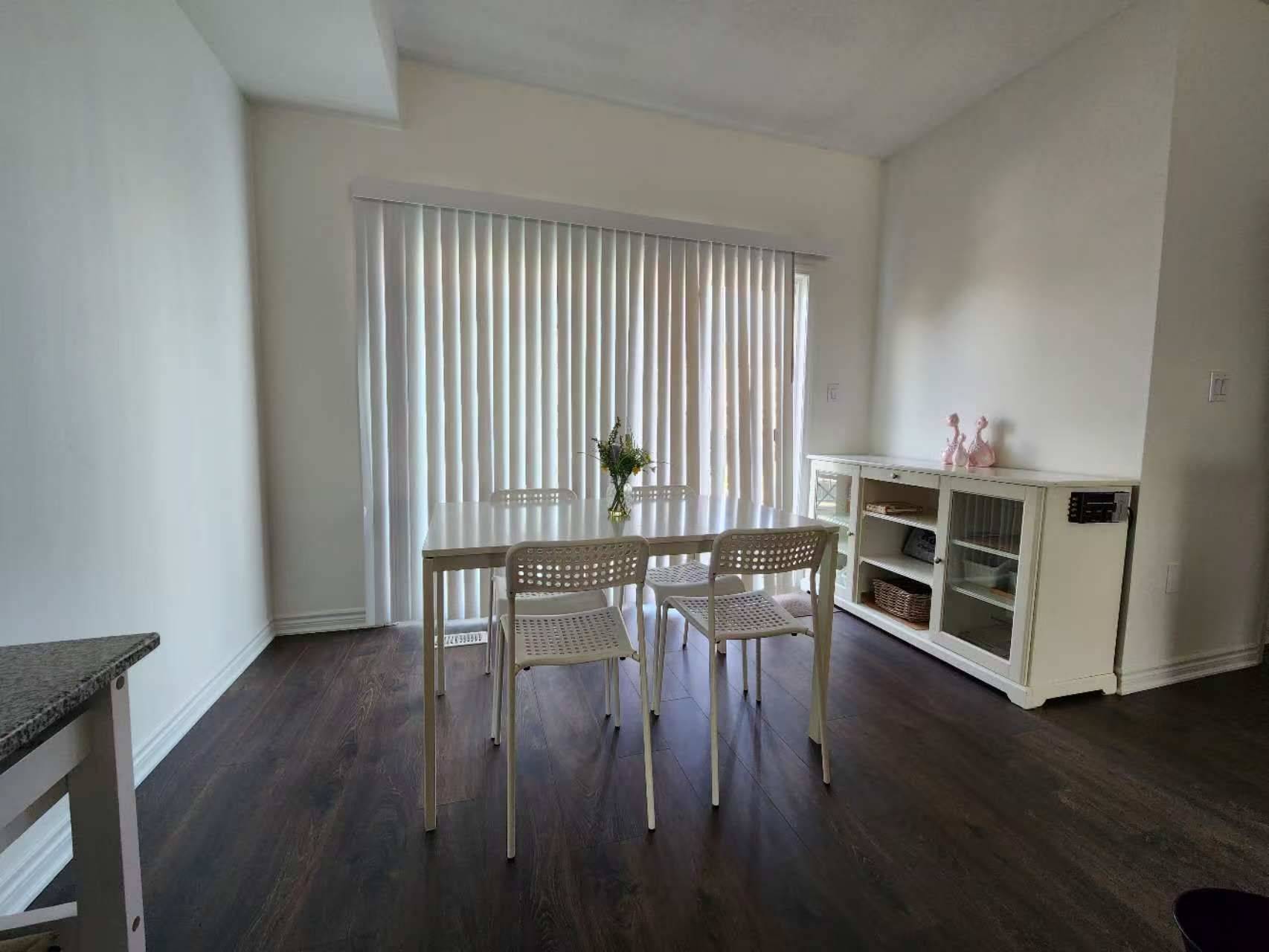 Wasaga Beach, ON L9Z 0J4,49 Shelburne AVE