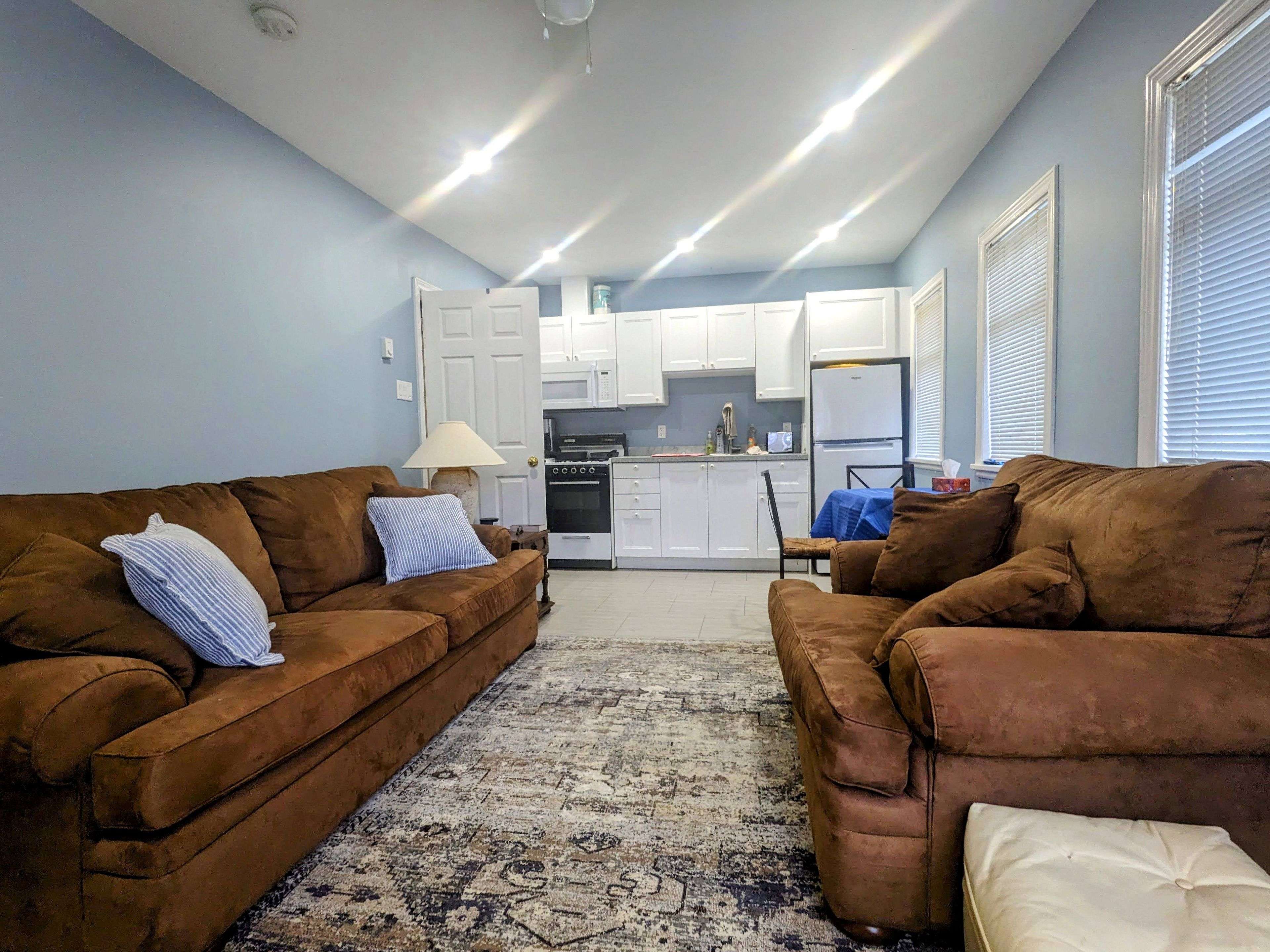 Fort Erie, ON L0S 1B0,372 BEECHWOOD AVE #B