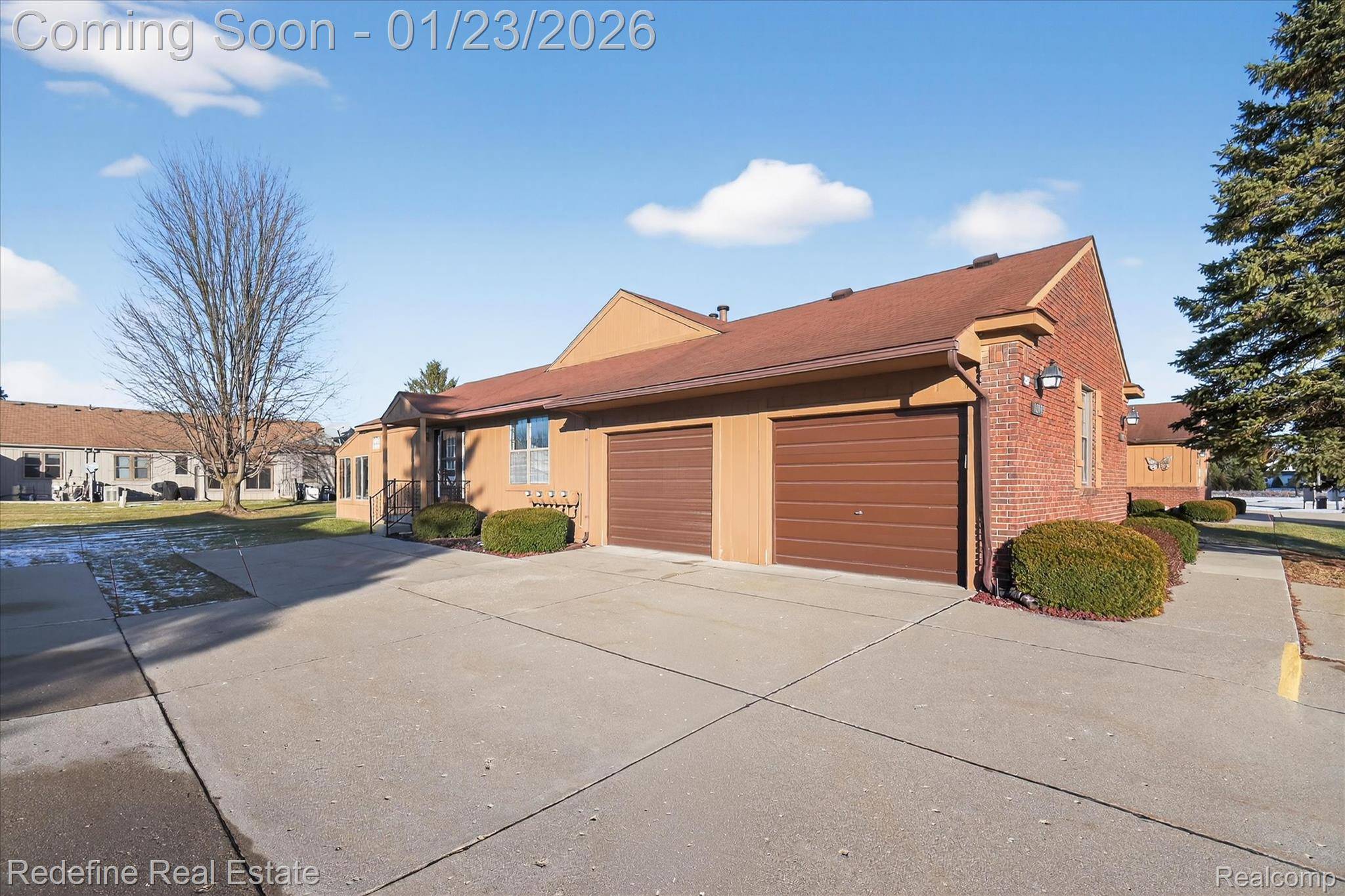 South Lyon, MI 48178,12355 Nantucket DR