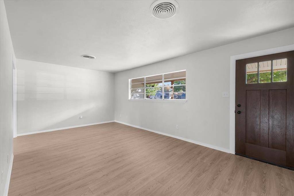 Benbrook, TX 76126,1204 John Reagan Street