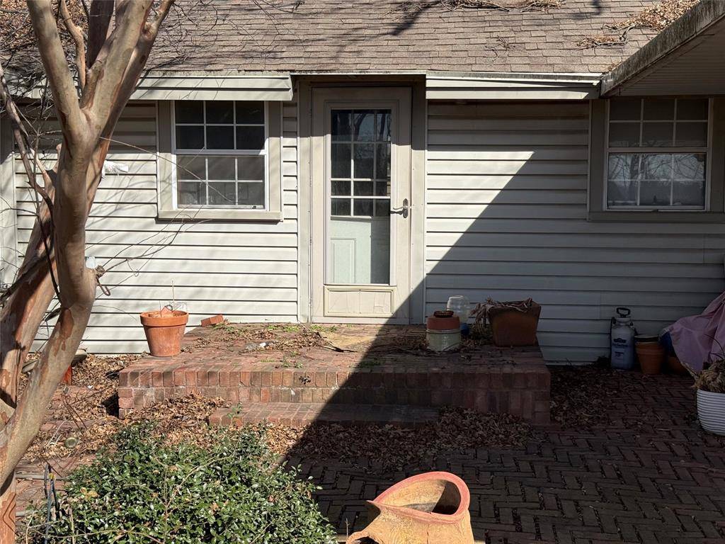 Keene, TX 76031,2416 County Road 317