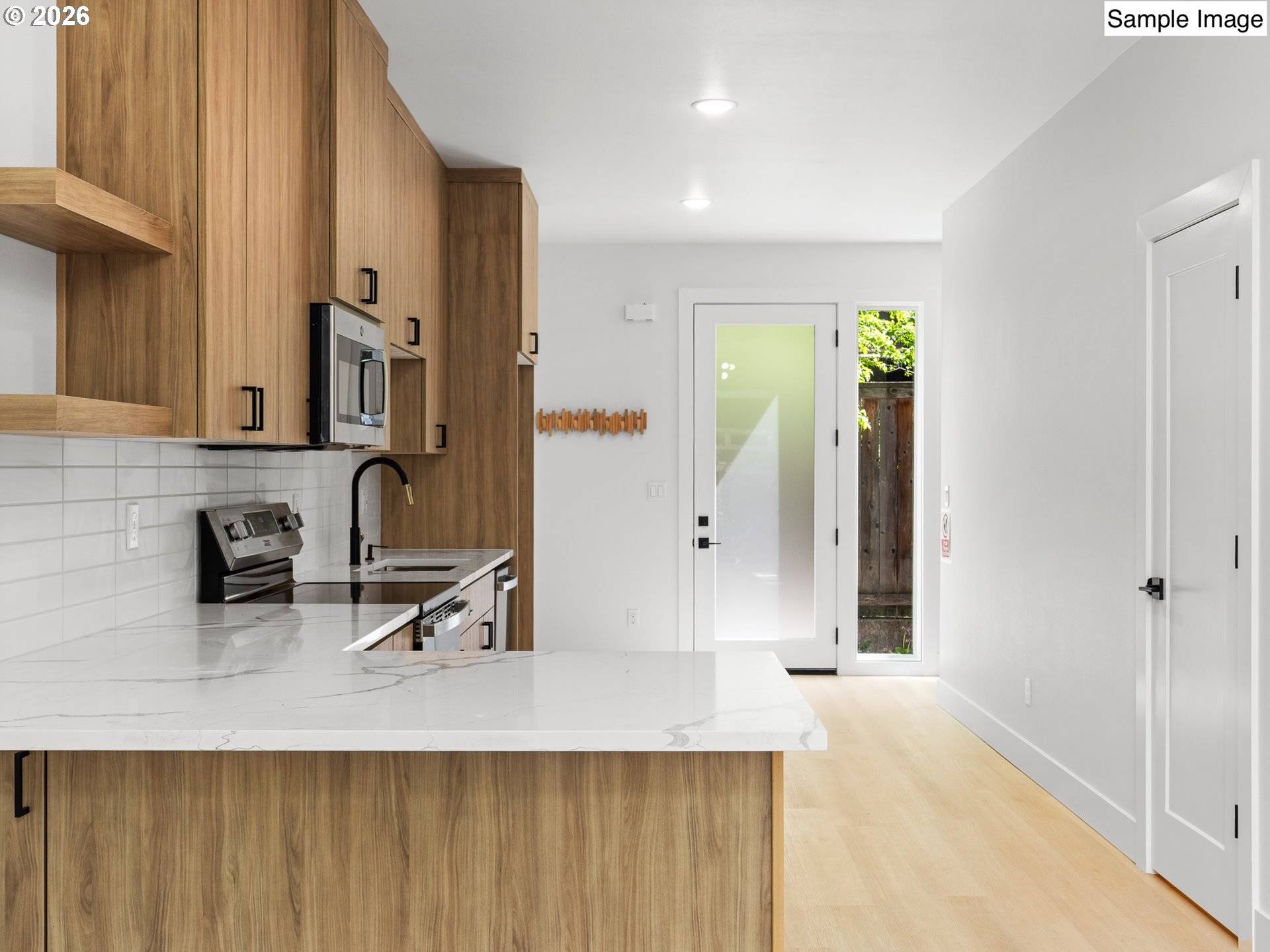 Portland, OR 97215,4920 SE Caruthers ST #2