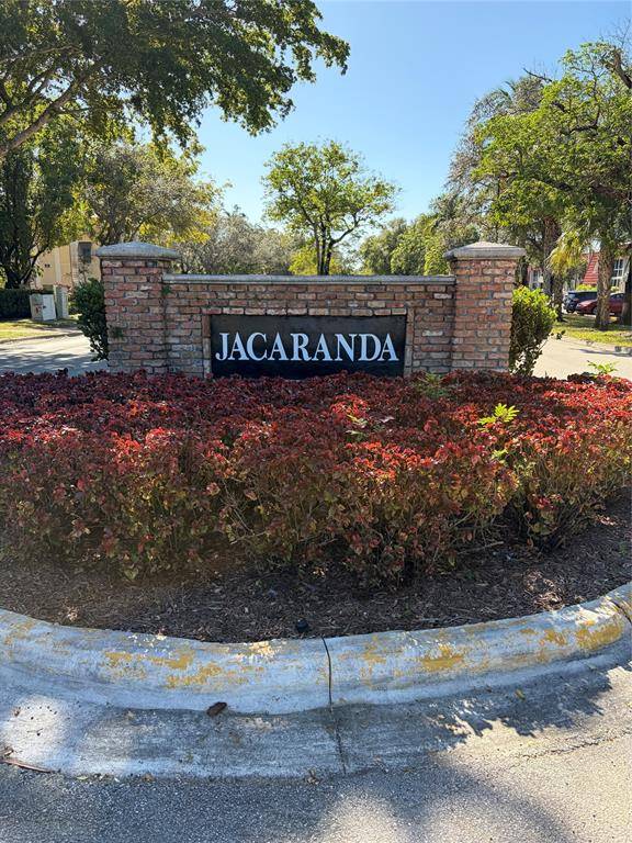 Plantation, FL 33324,21 Jacaranda Dr #121