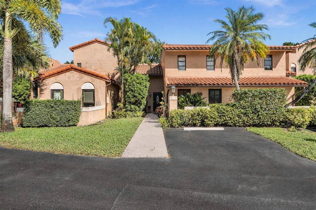 Plantation, FL 33324,9050 Jacaranda Ln #3