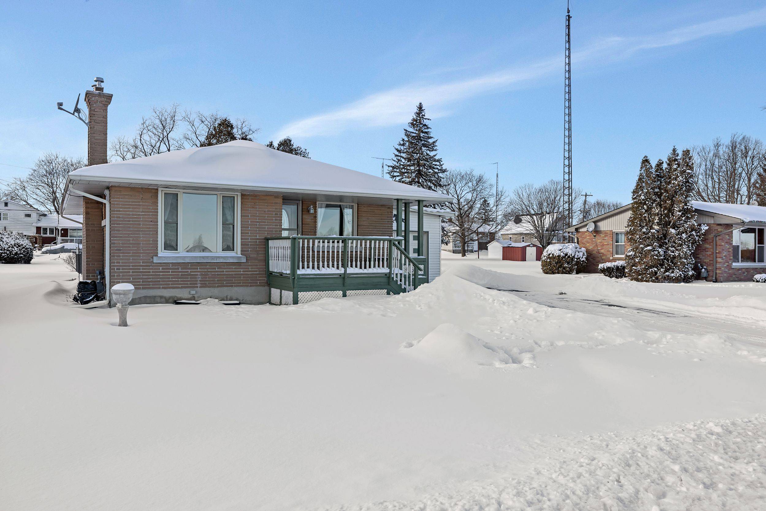 South Dundas, ON K0E 1K0,30 Elizabeth DR