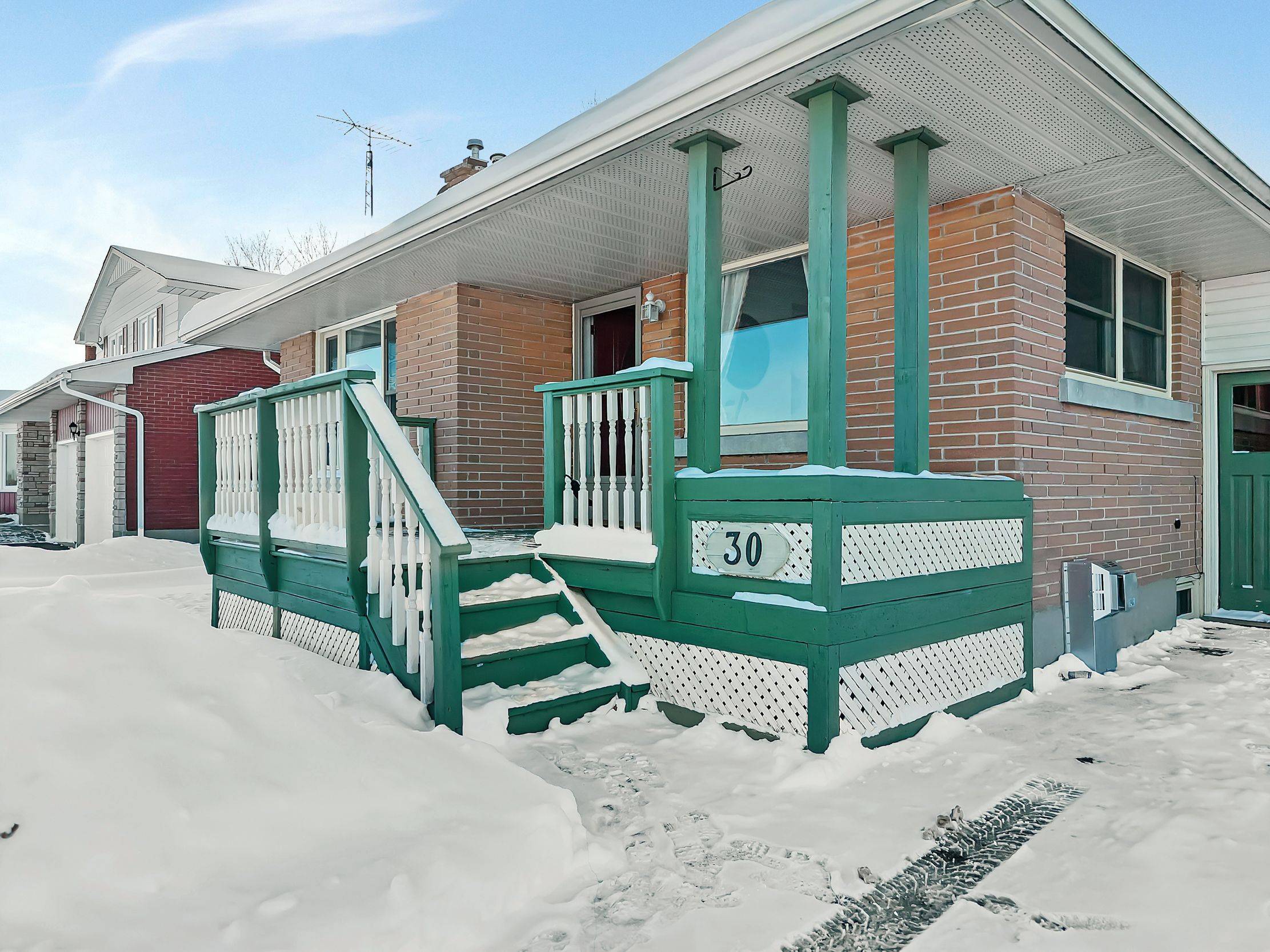 South Dundas, ON K0E 1K0,30 Elizabeth DR