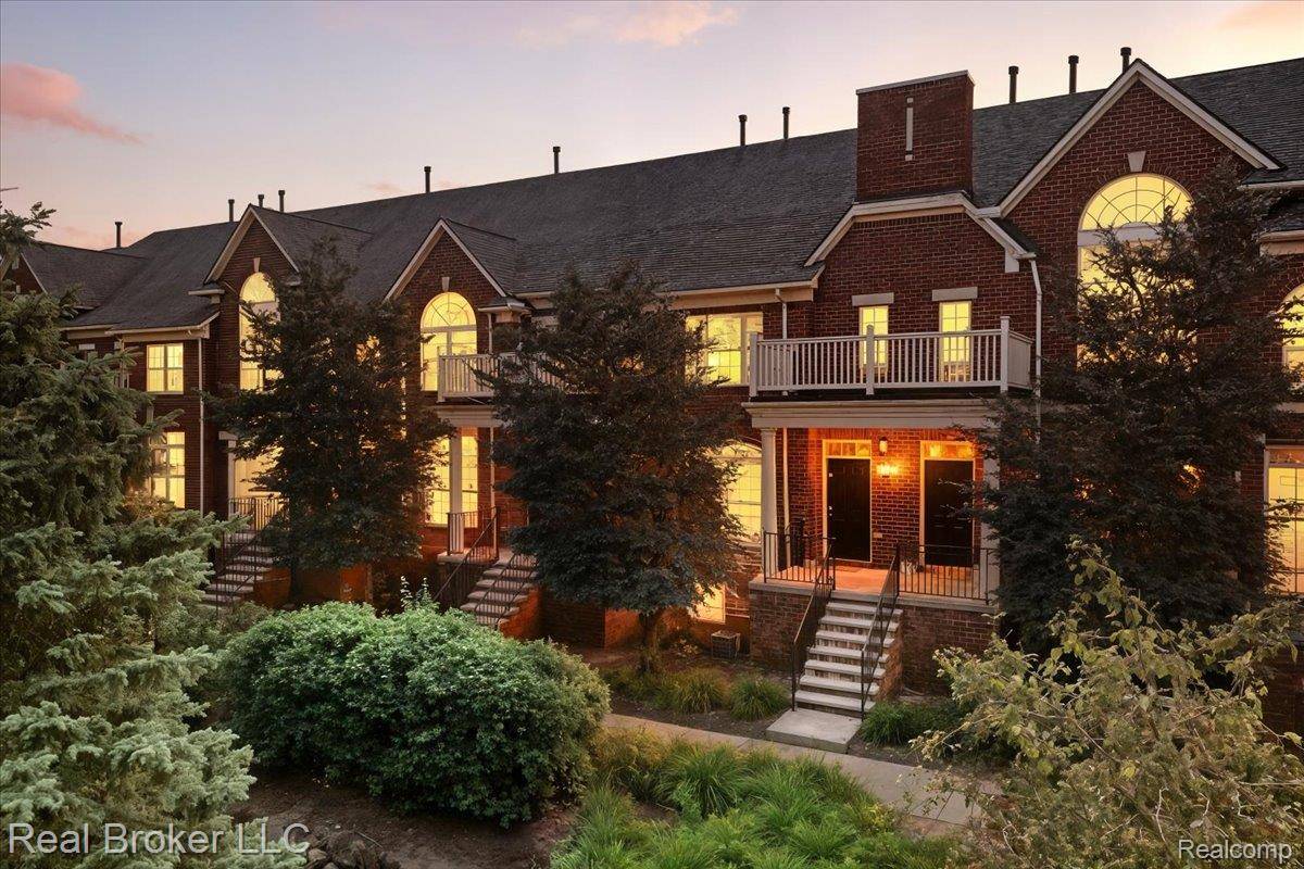 Troy, MI 48084,1546 Devon LN