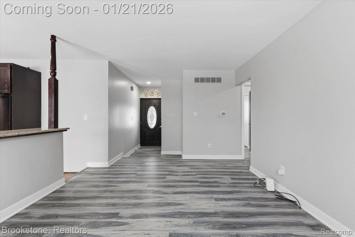 Romulus, MI 48174,23601 Cedar Ridge DR