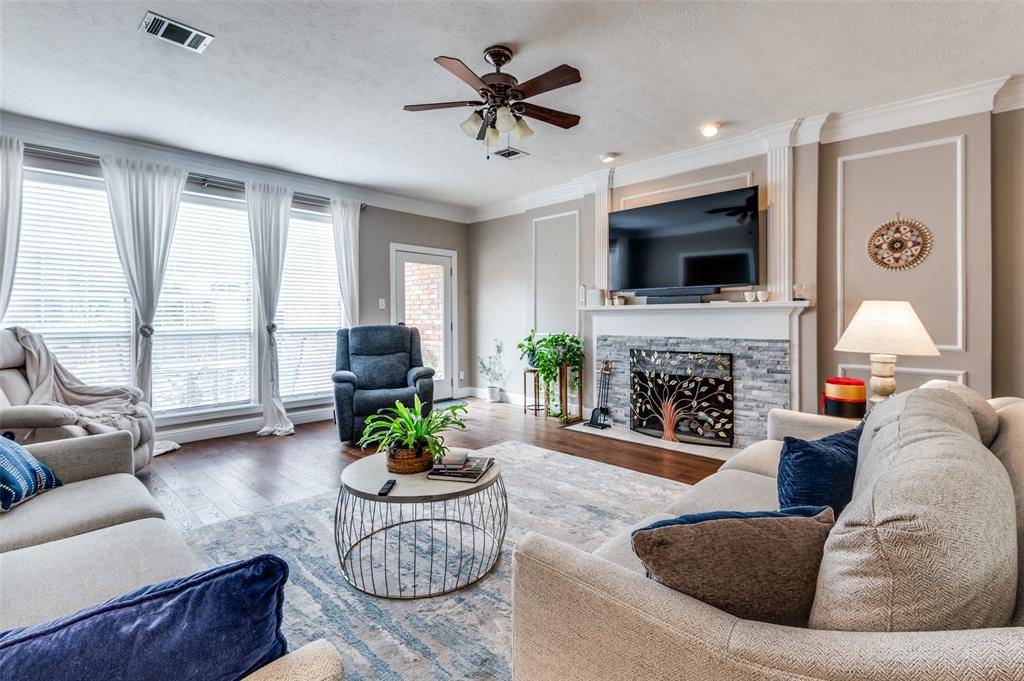 Irving, TX 75063,2204 Yaupon Drive