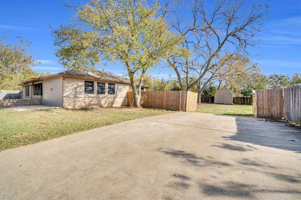 Midlothian, TX 76065,316 S 5th Street