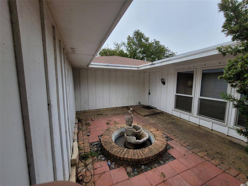 Hurst, TX 76054,1740 Brown Trail