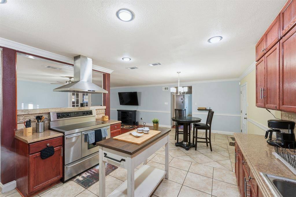 Irving, TX 75061,1809 James Street