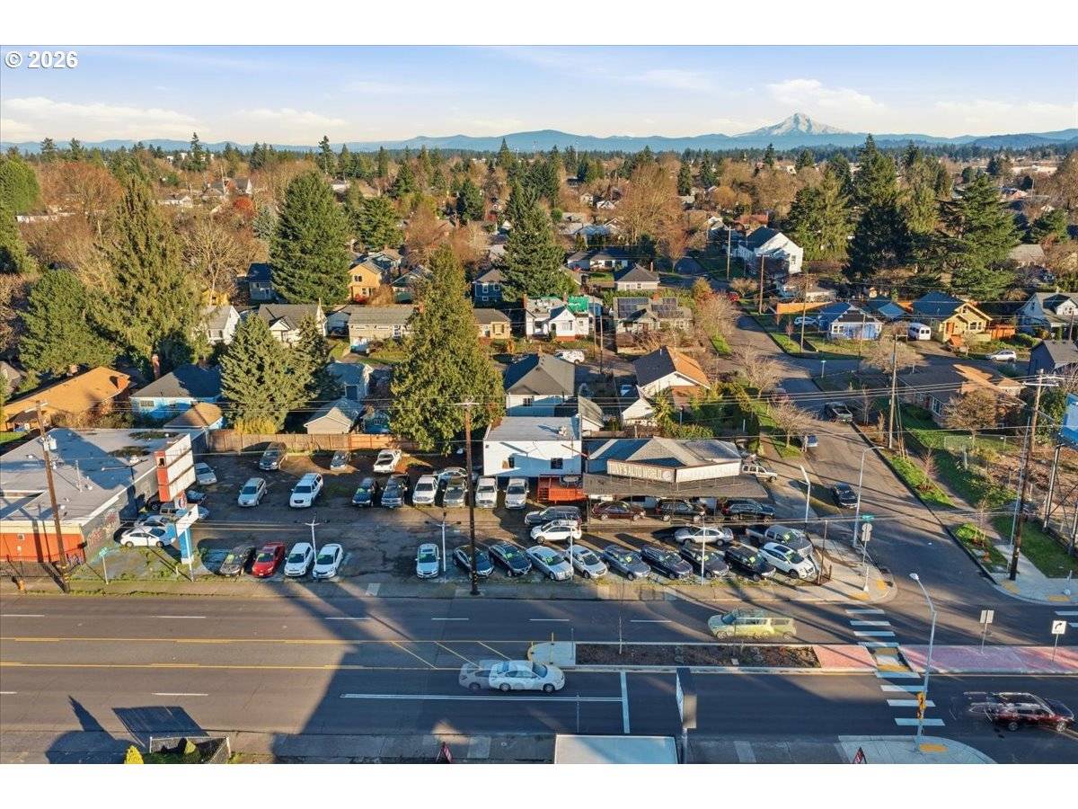 Portland, OR 97216,150 SE 82ND AVE