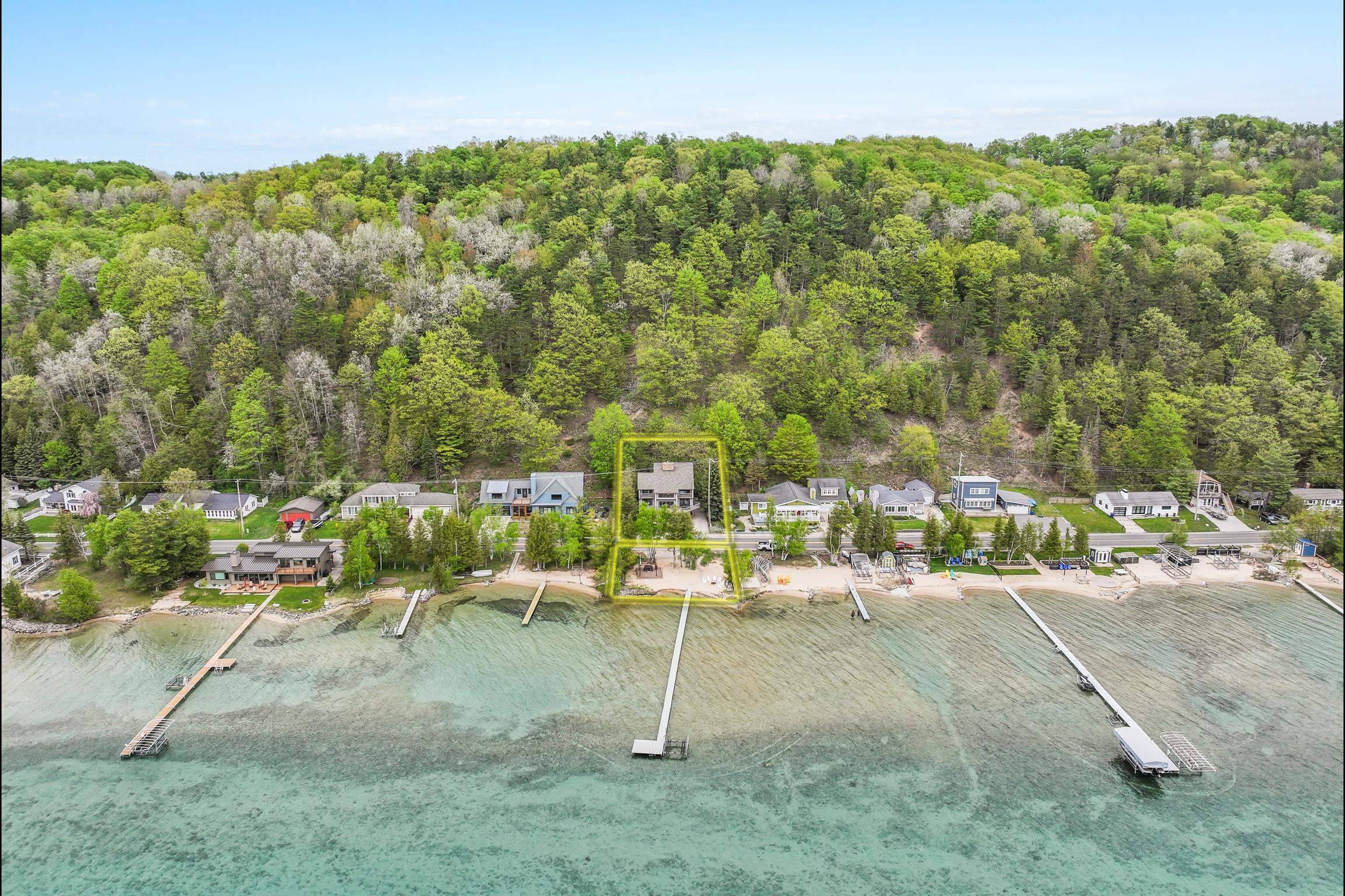 Beulah, MI 49617,4312 Crystal DR