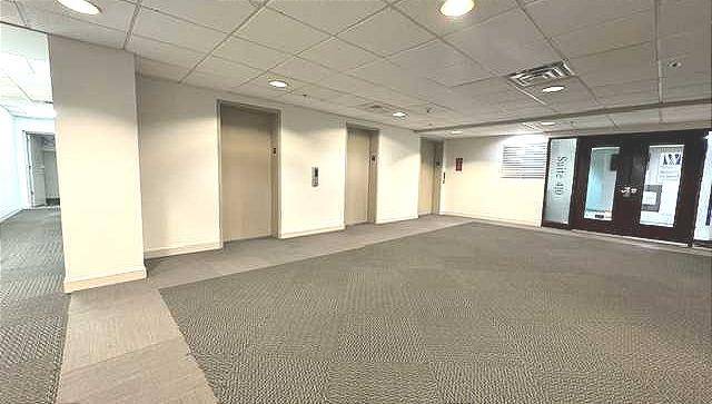 Calgary, AB T2P 3T8,1100 8 AVE SW #405