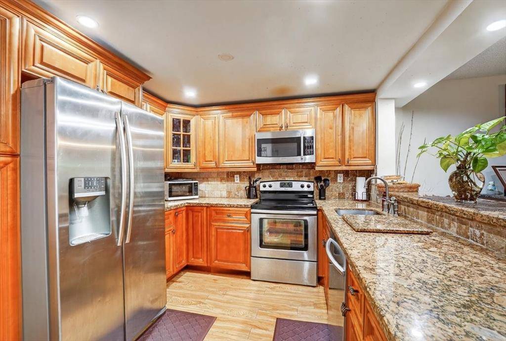 Tamarac, FL 33321,7950 W Mcnab Rd #302