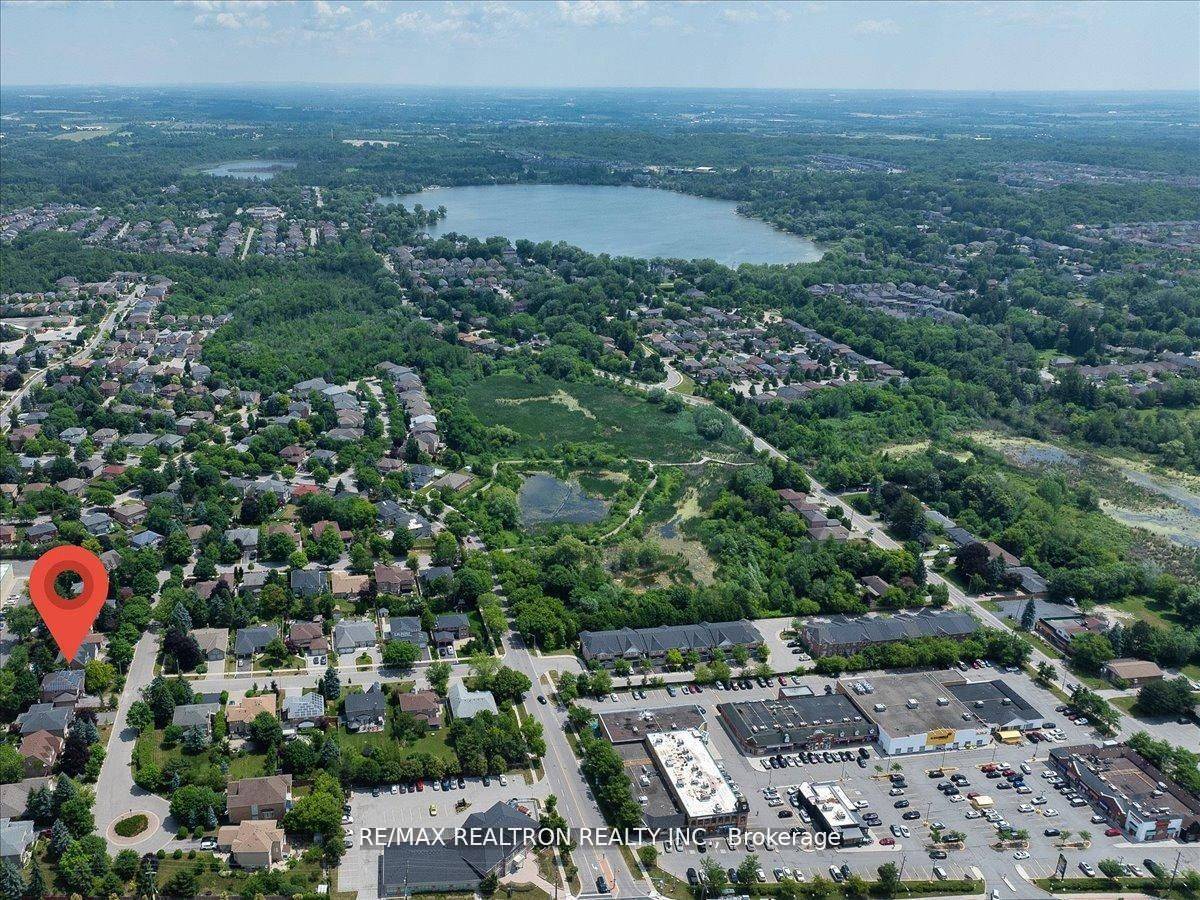 Richmond Hill, ON L4E 2K8,29 Westbourne CT