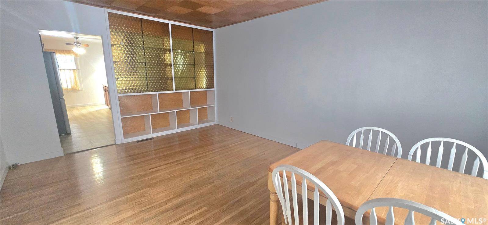 Regina, SK S4N 1C7,422 Mullin AVENUE E