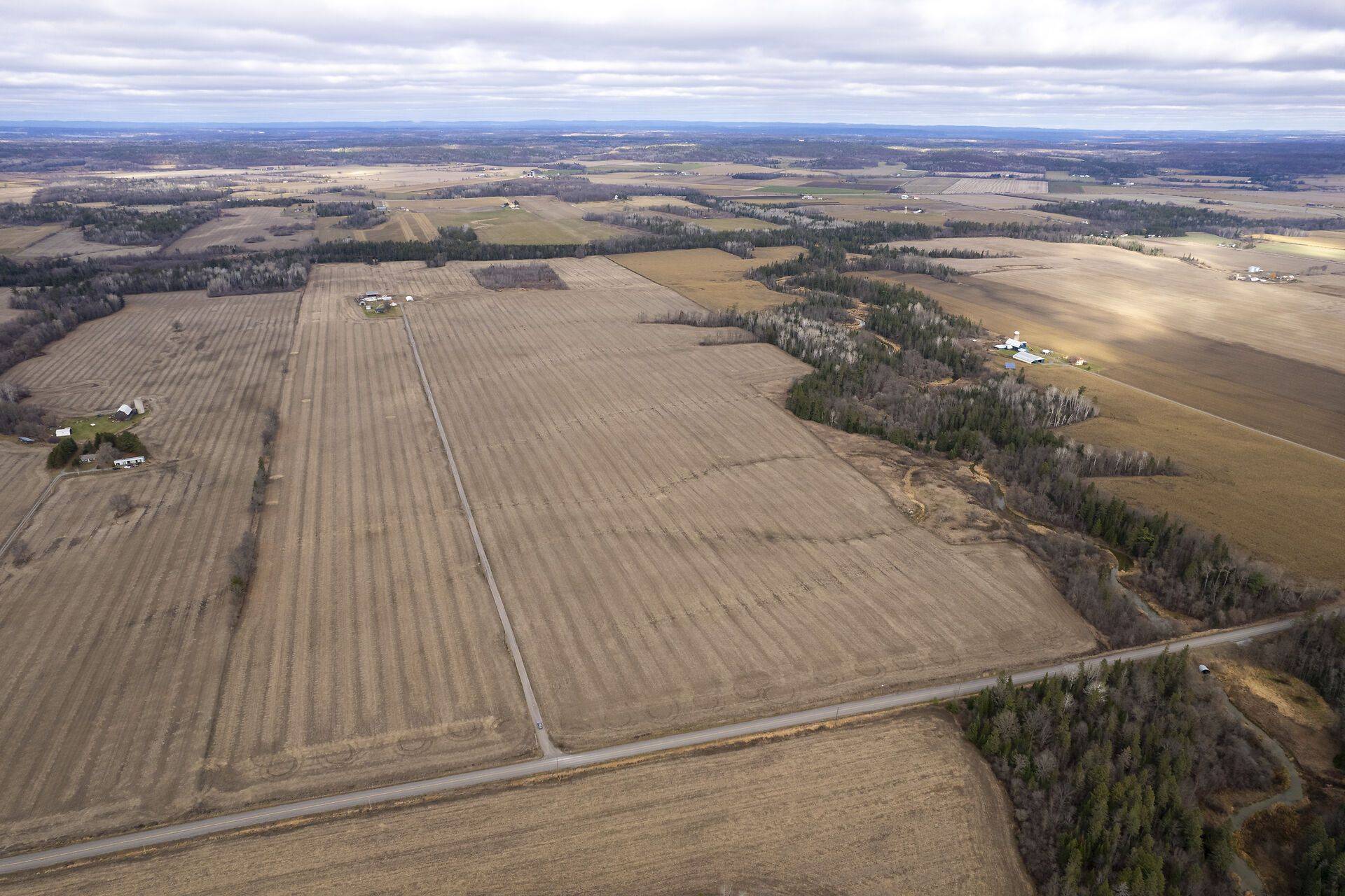 1998 South Mcnaughton RD W, Admaston/bromley, ON K7V 3Z5