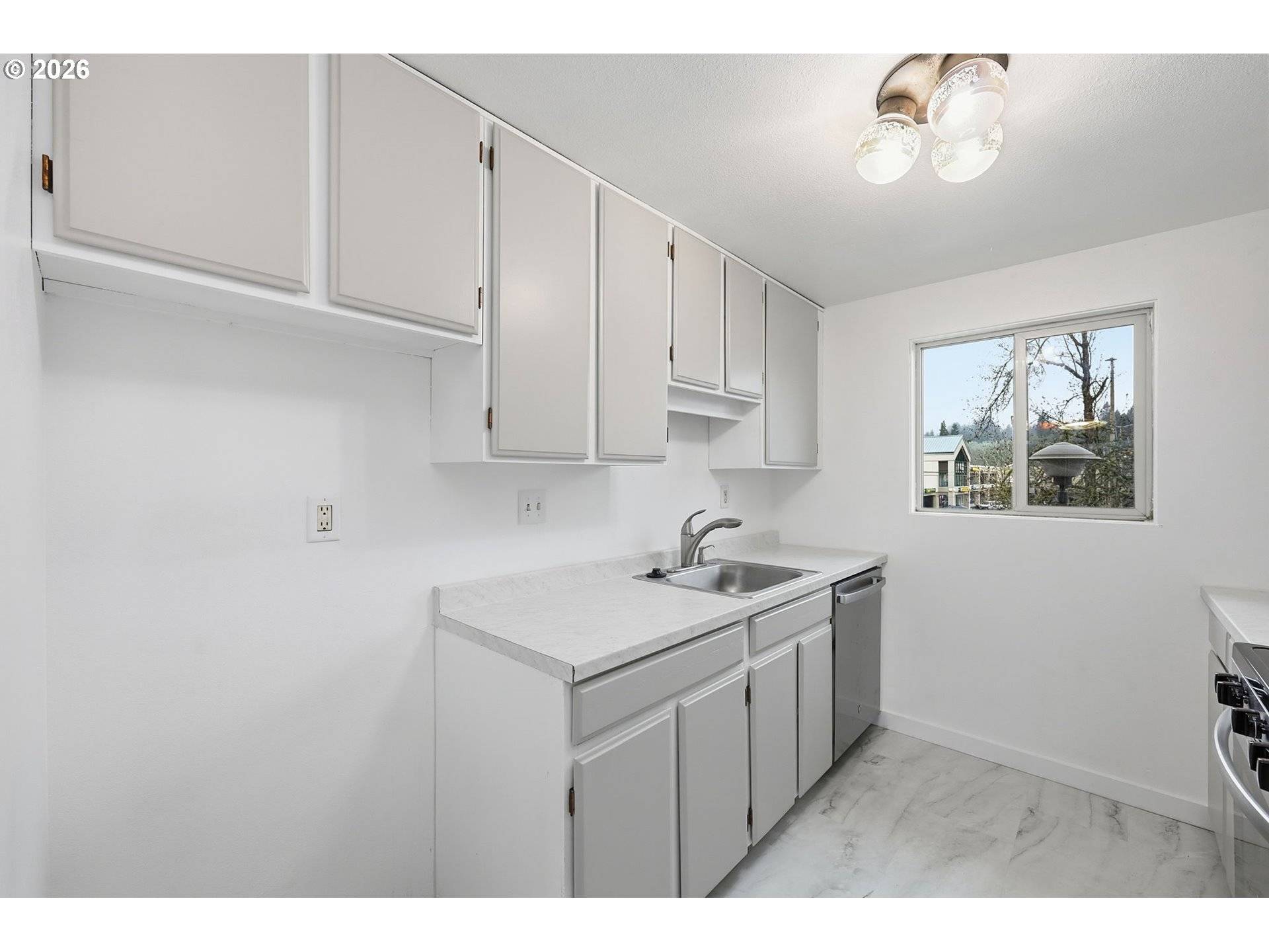 Eugene, OR 97405,4023 DONALD ST #K