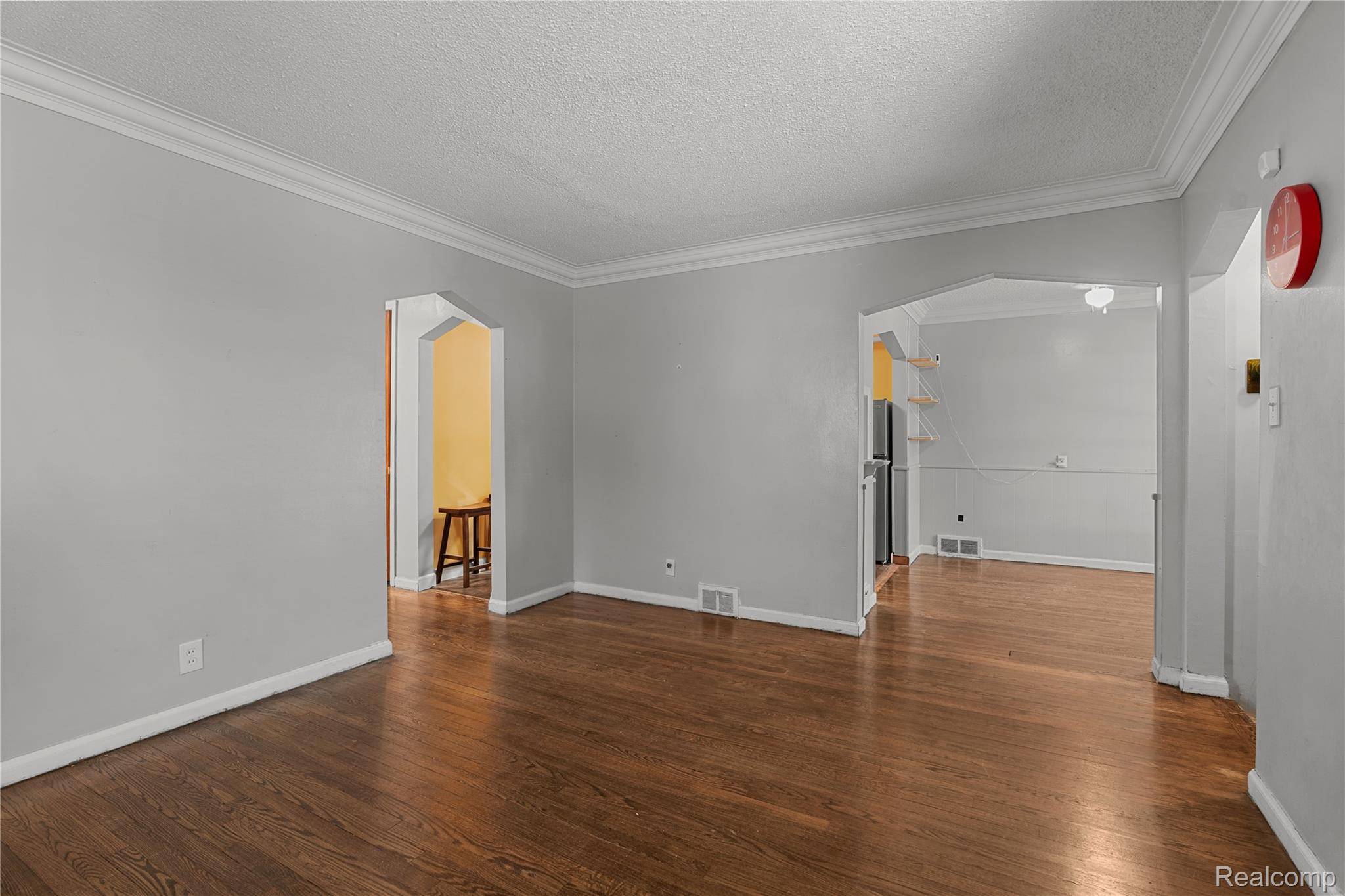 Detroit, MI 48223,15460 Fielding ST