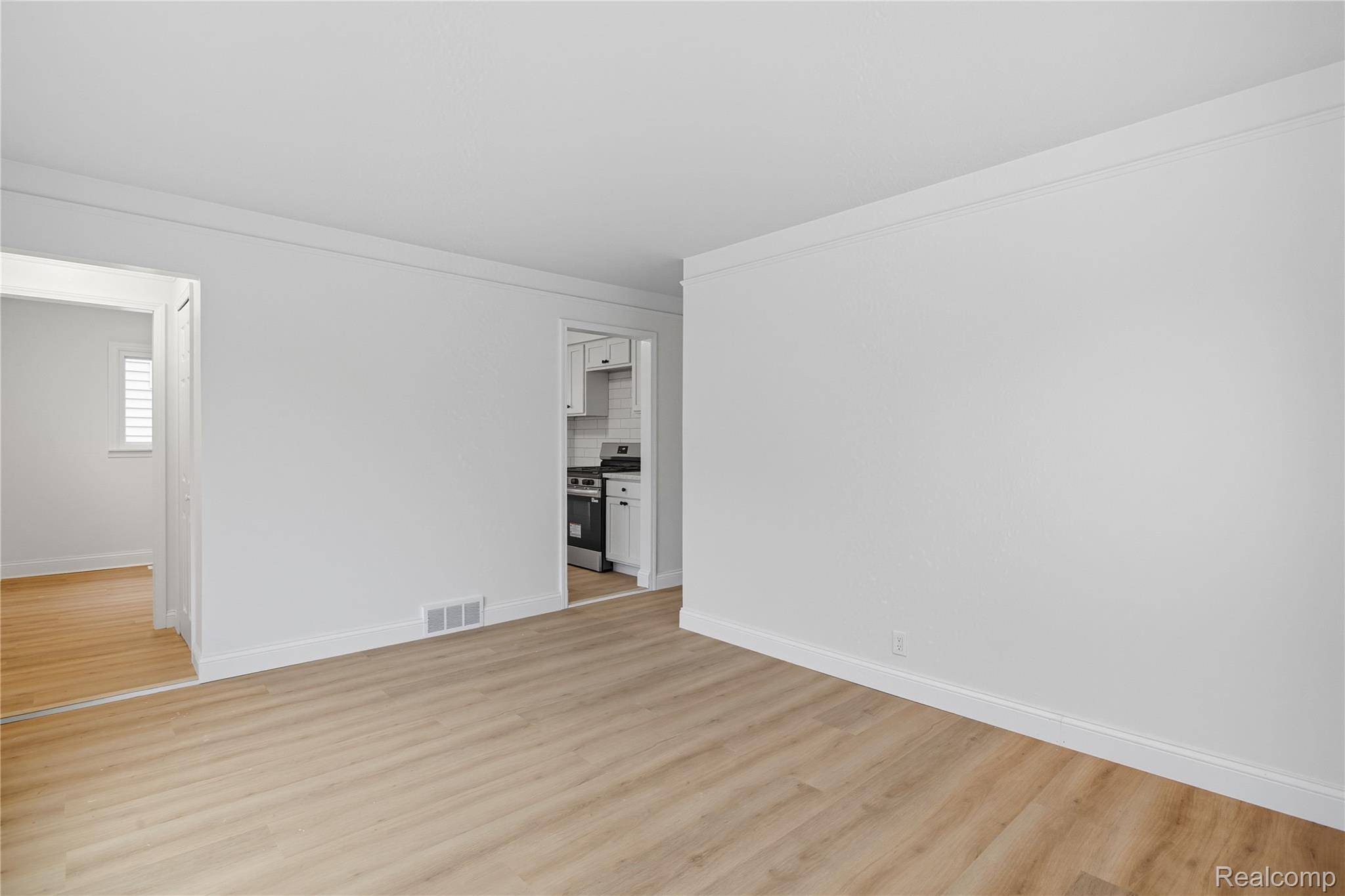 Hazel Park, MI 48030,344 Chestnut AVE