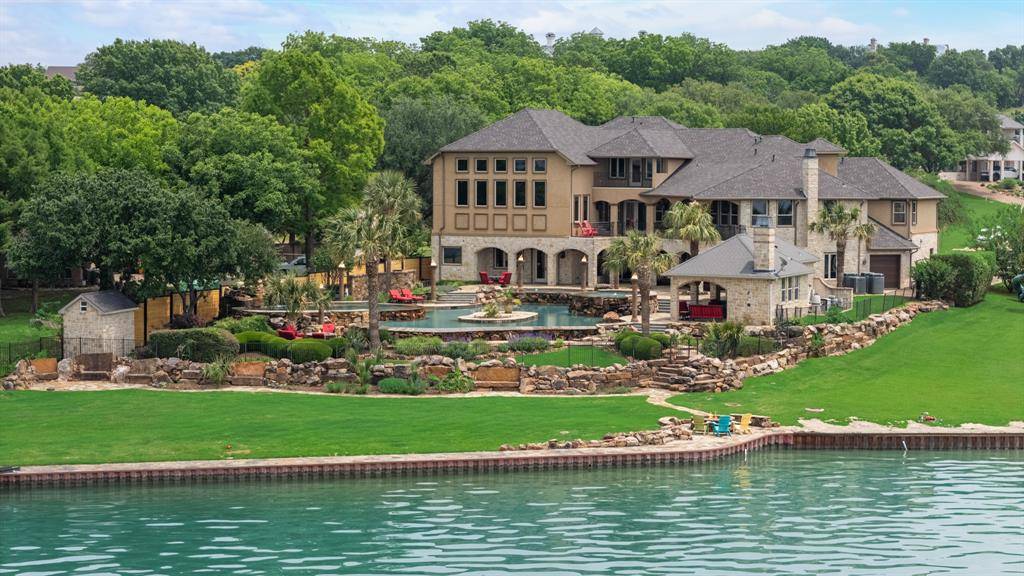 Rockwall, TX 75087,1612 S Lakeshore Drive