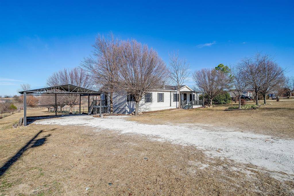 Joshua, TX 76058,5912 Kentucky Street