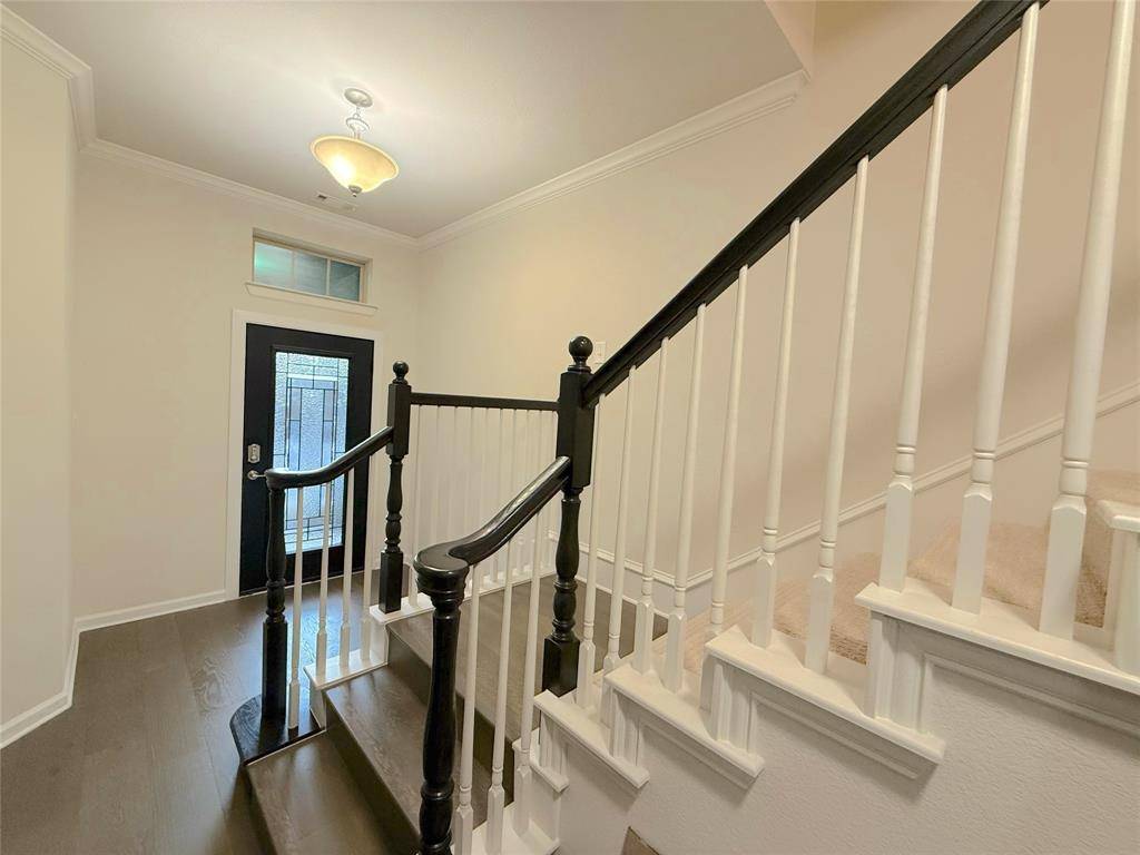 Irving, TX 75039,6683 Deleon Street