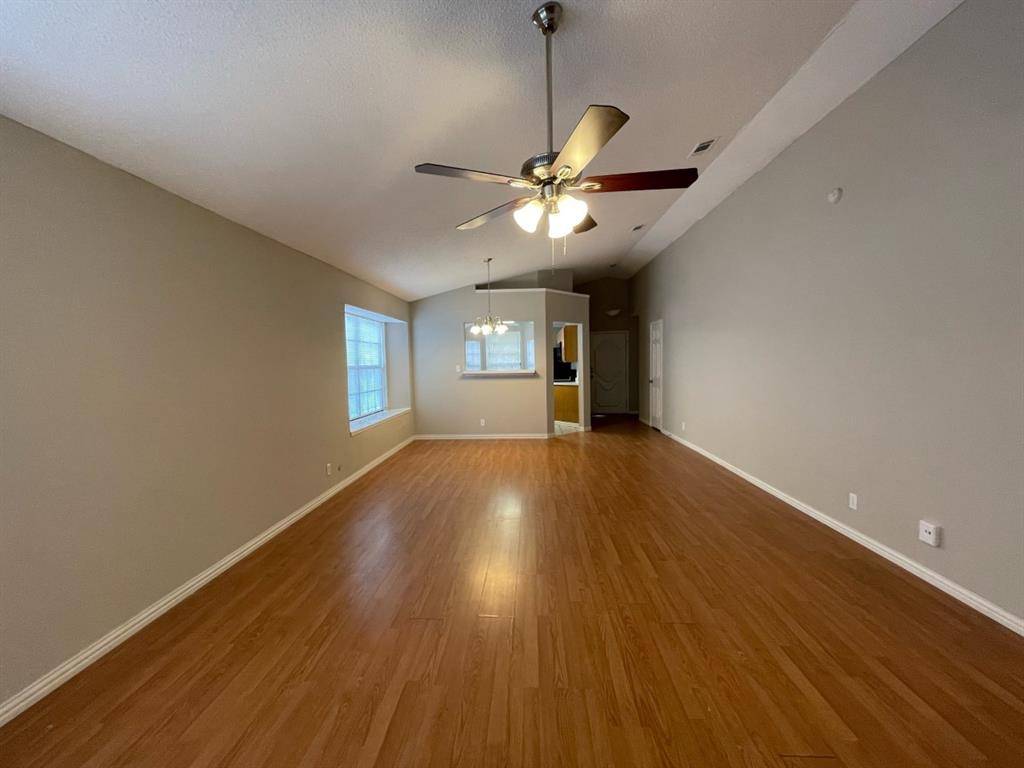 Arlington, TX 76013,5205 Trailhead Drive