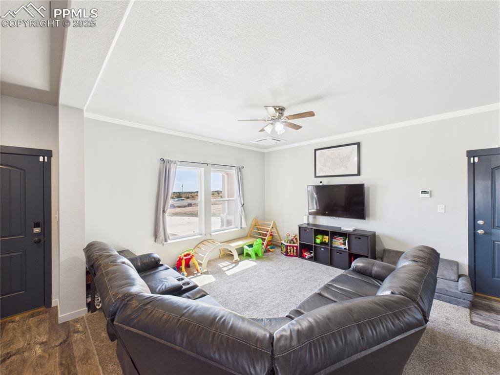 Pueblo West, CO 81007,1437 N Chuckwagon LN