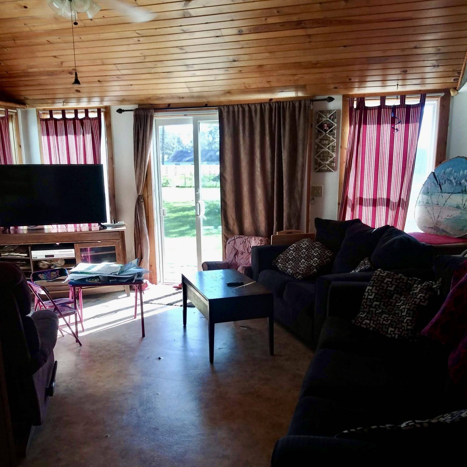 Harrison, MI 48625,3862 ASH RD