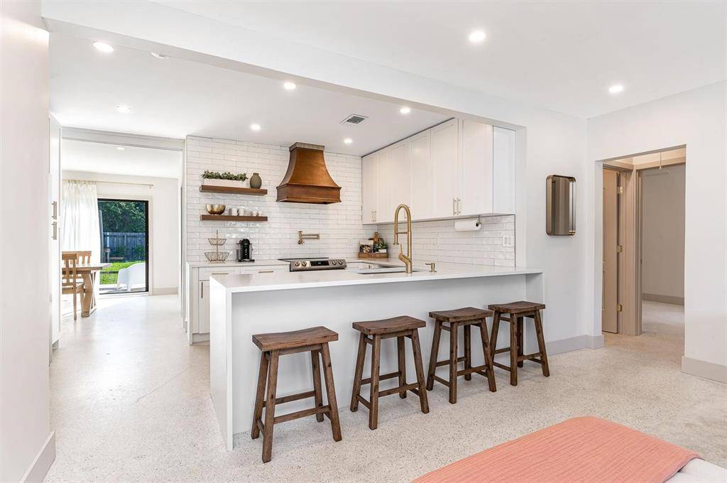 Fort Lauderdale, FL 33305,1604 NE 16th Ave