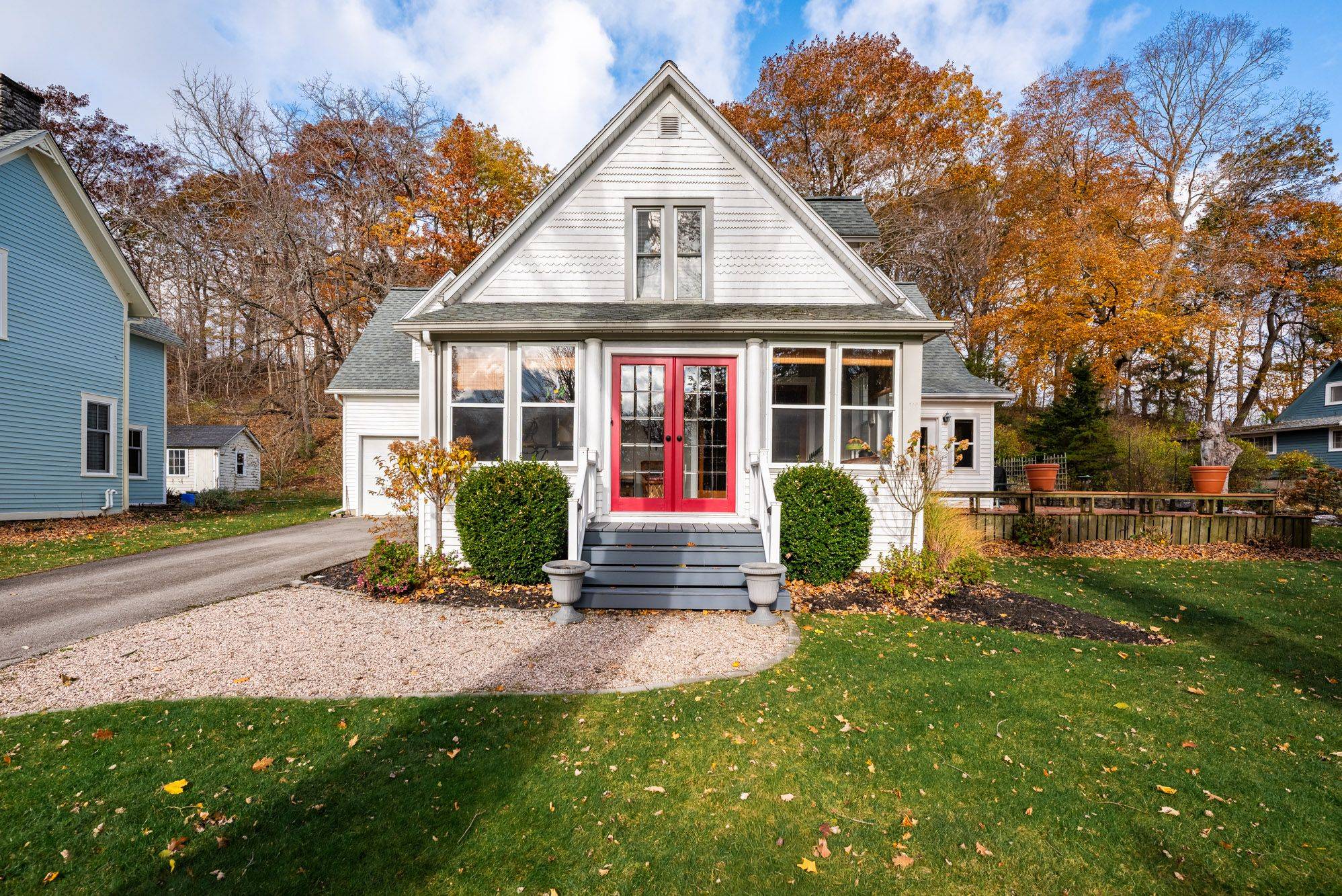 Fort Erie, ON L0S 1N0,4912 Brown RD