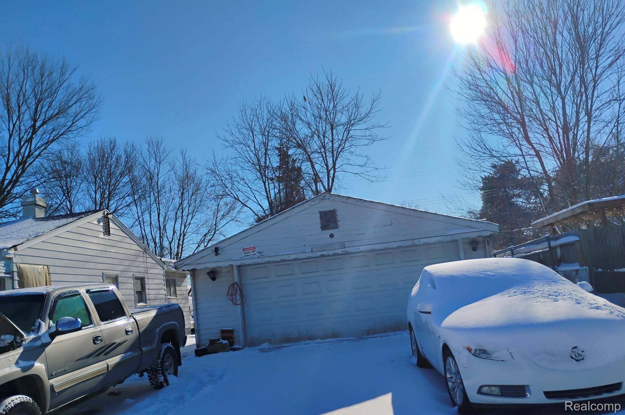 Pontiac, MI 48340,106 E Hopkins AVE