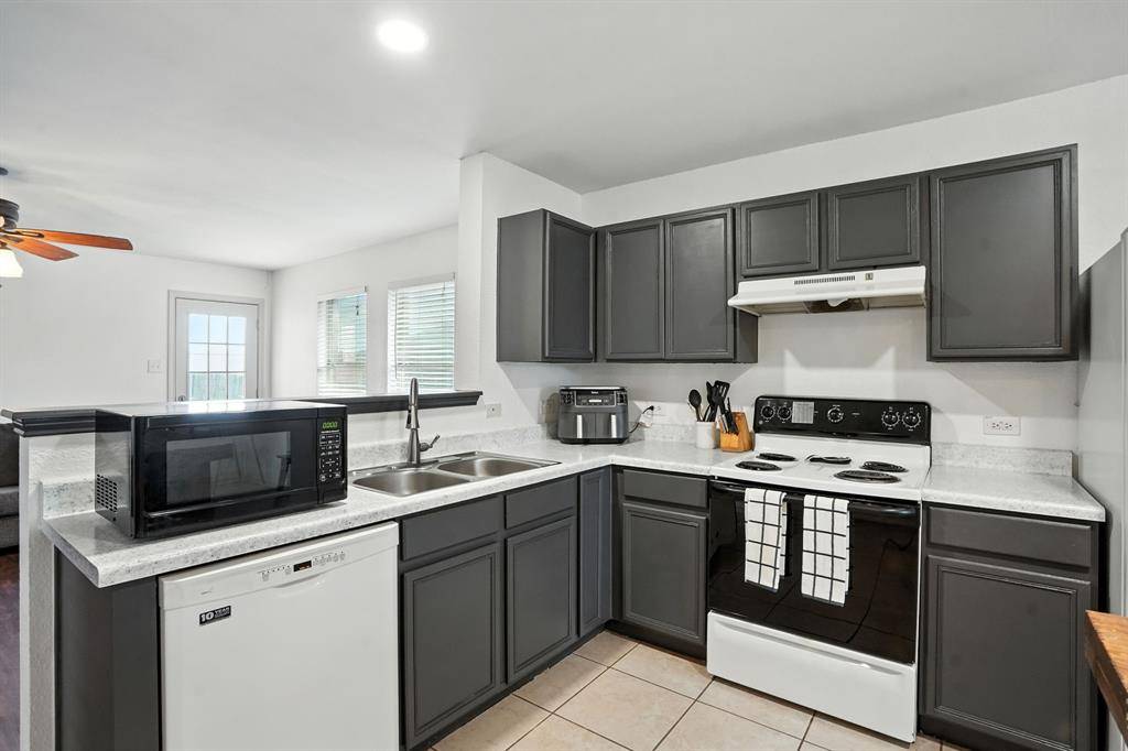 Sanger, TX 76266,321 Quail Crossing Drive