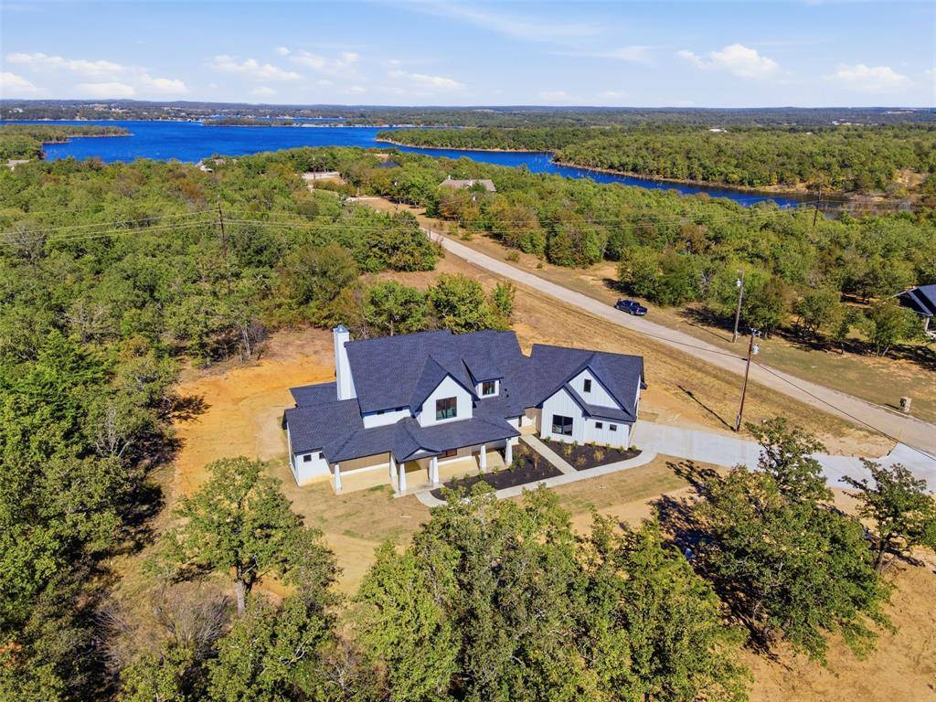 Sunset, TX 76270,1552 Lakeridge Boulevard