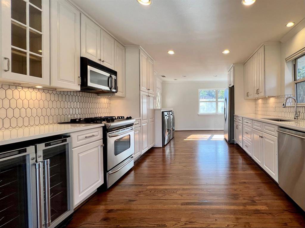 Dallas, TX 75214,6138 Monticello Avenue