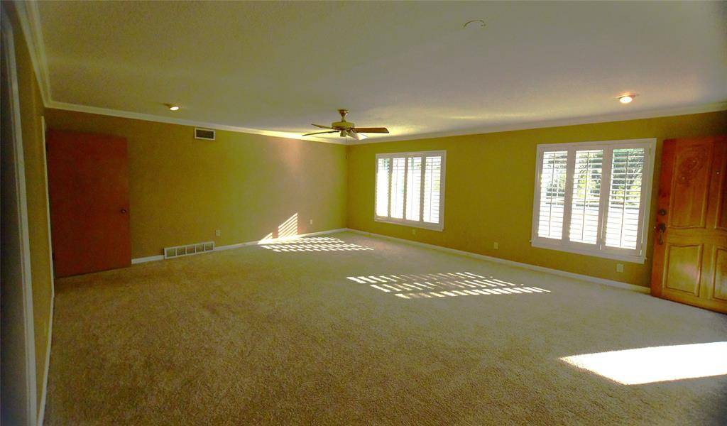 River Oaks, TX 76114,802 Merritt Street