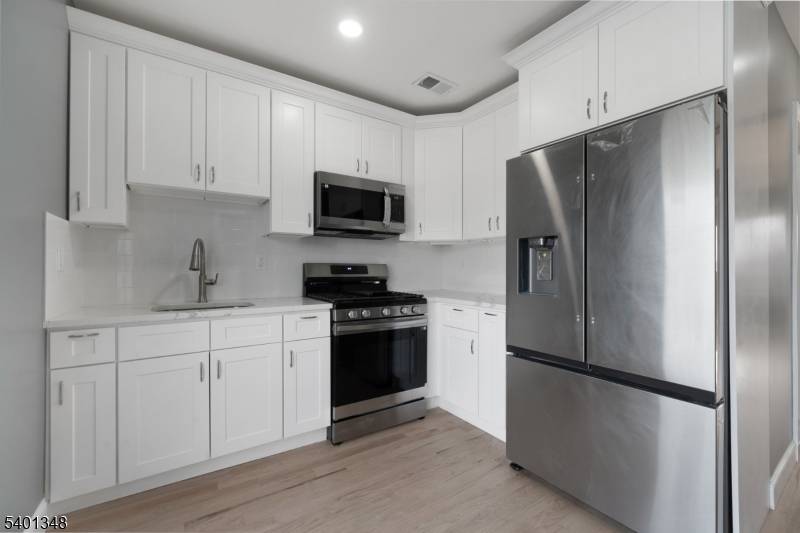 Hawthorne Boro, NJ 07506,149 Florence Ave