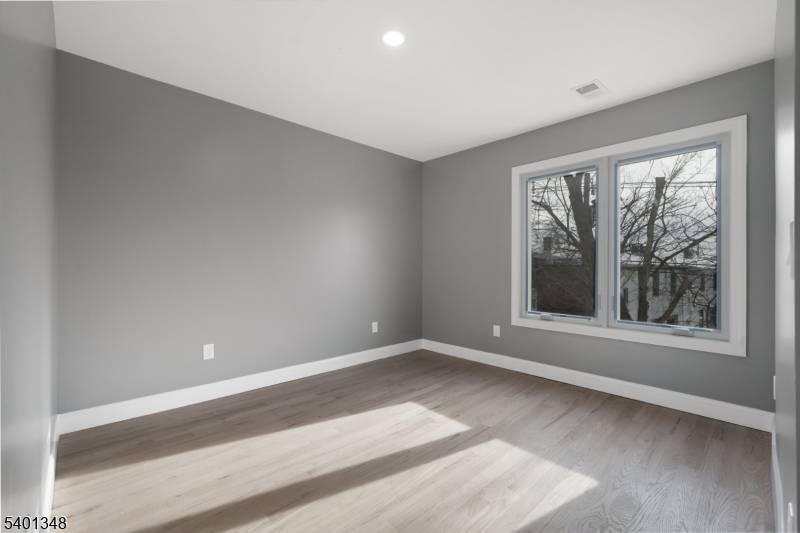 Hawthorne Boro, NJ 07506,149 Florence Ave