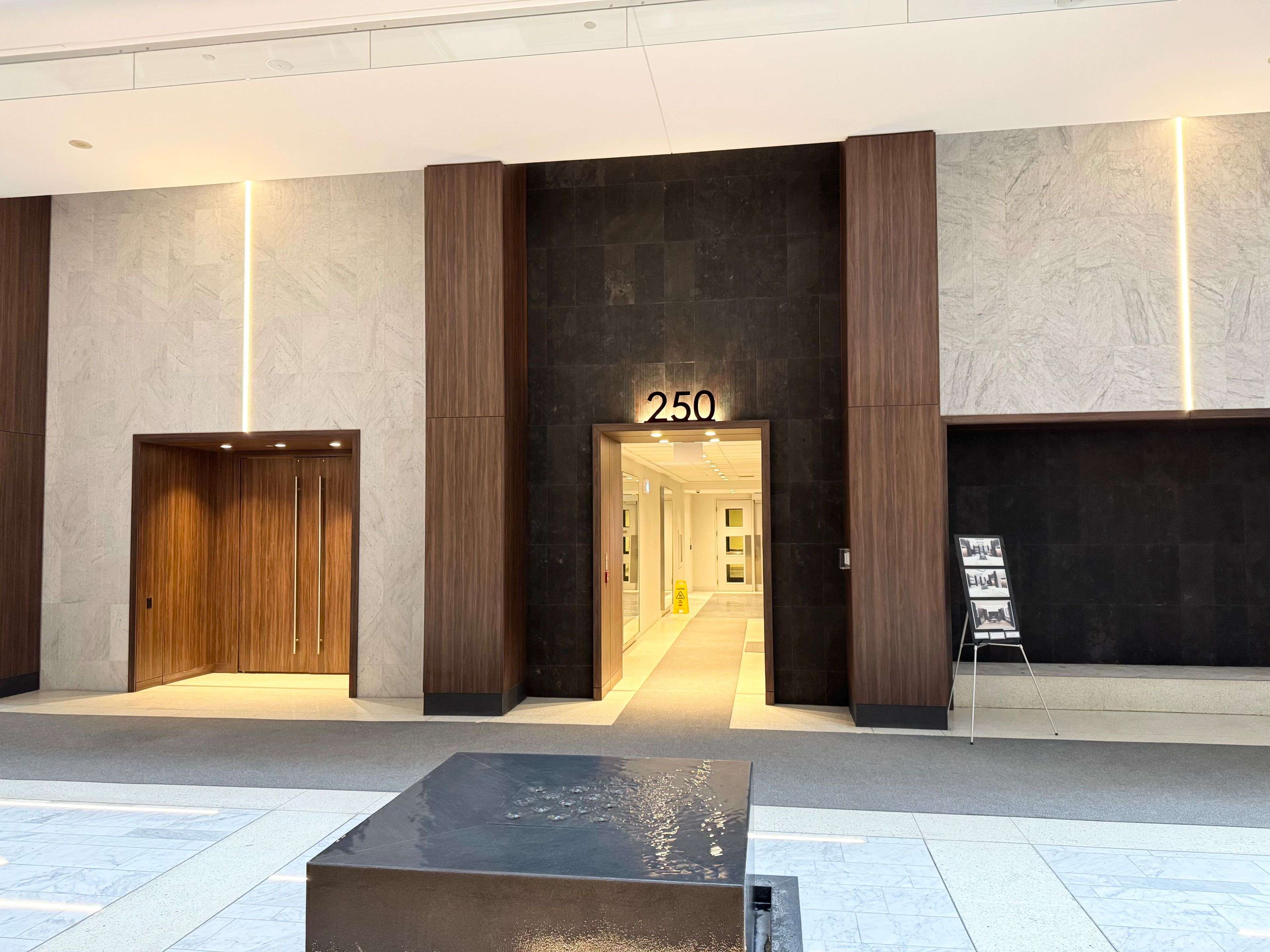 Toronto C01, ON M5V 3P6,250 Wellington ST W #230