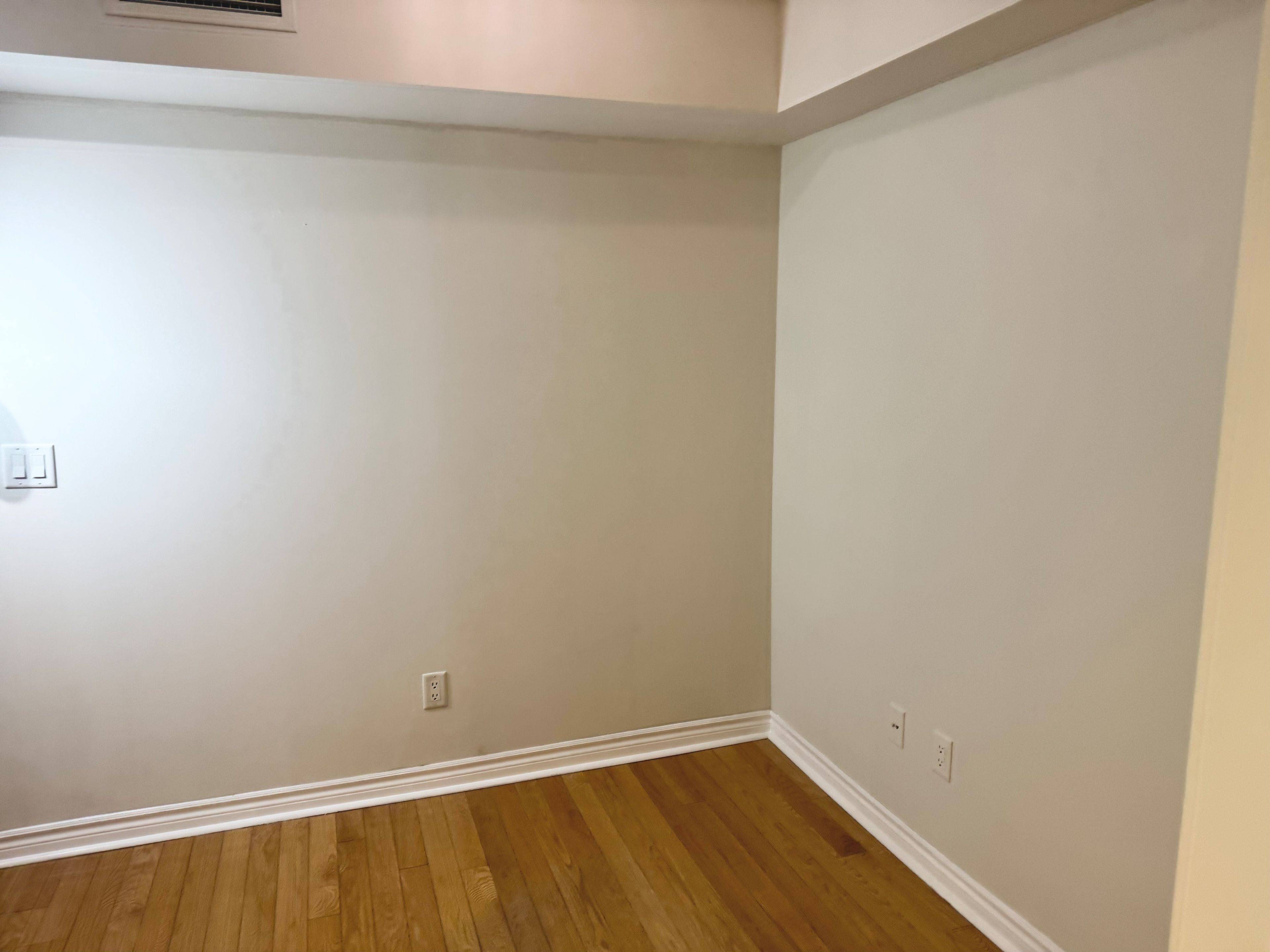 Toronto C01, ON M5V 3P6,250 Wellington ST W #230