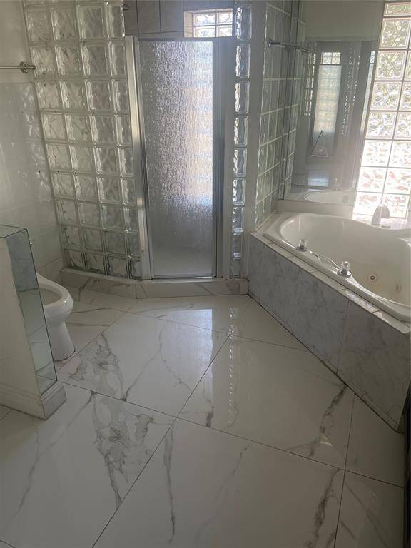 Hollywood, FL 33021,824 N Rainbow Dr