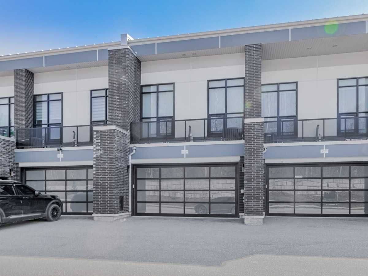 Innisfil, ON L9S 0L5,3729 Riva AVE