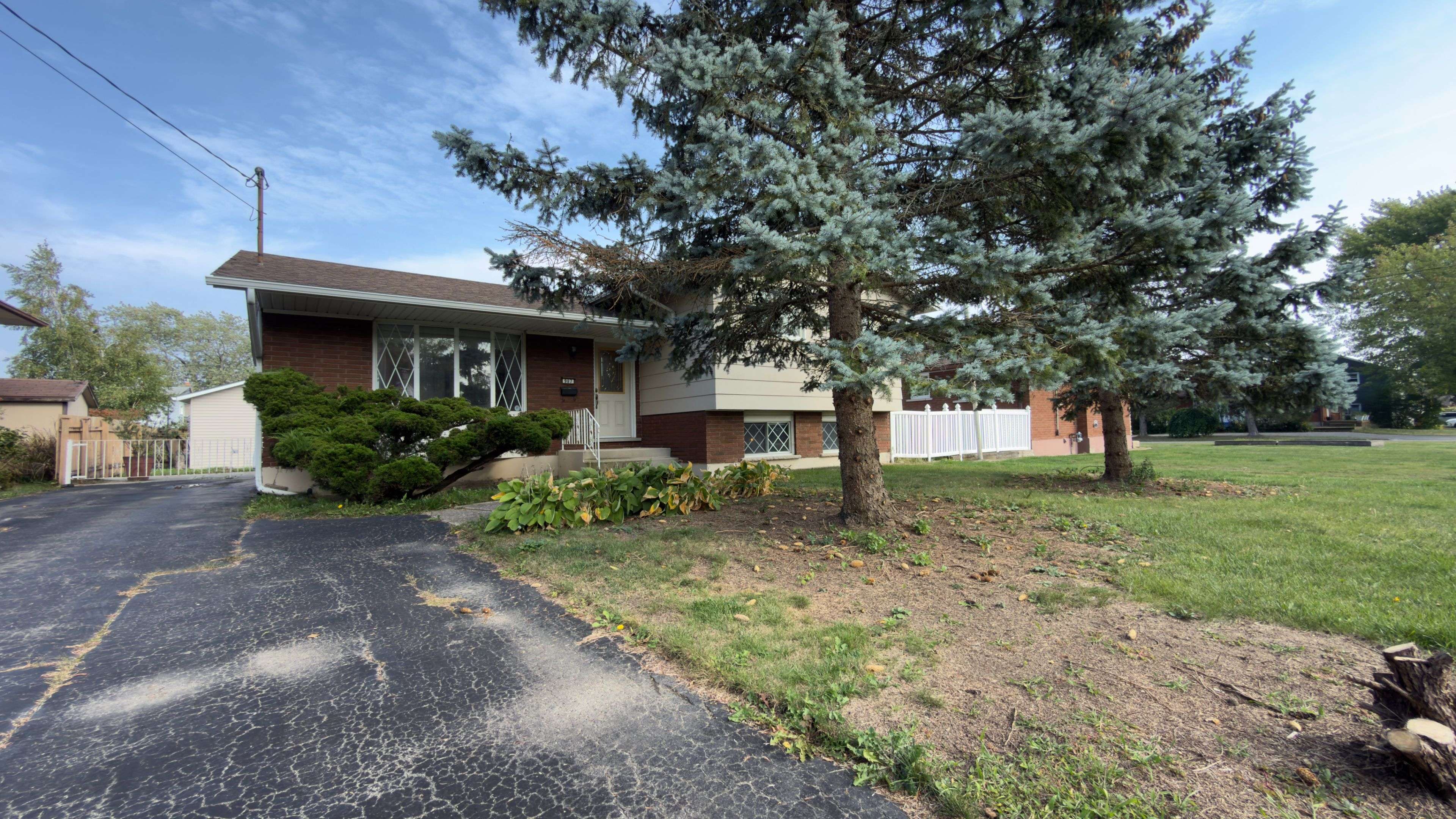 Port Colborne, ON L3K 5A1,987 Steele ST