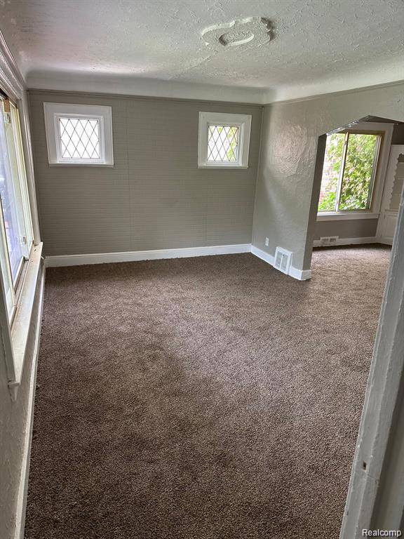 Detroit, MI 48227,14232 Cruse ST