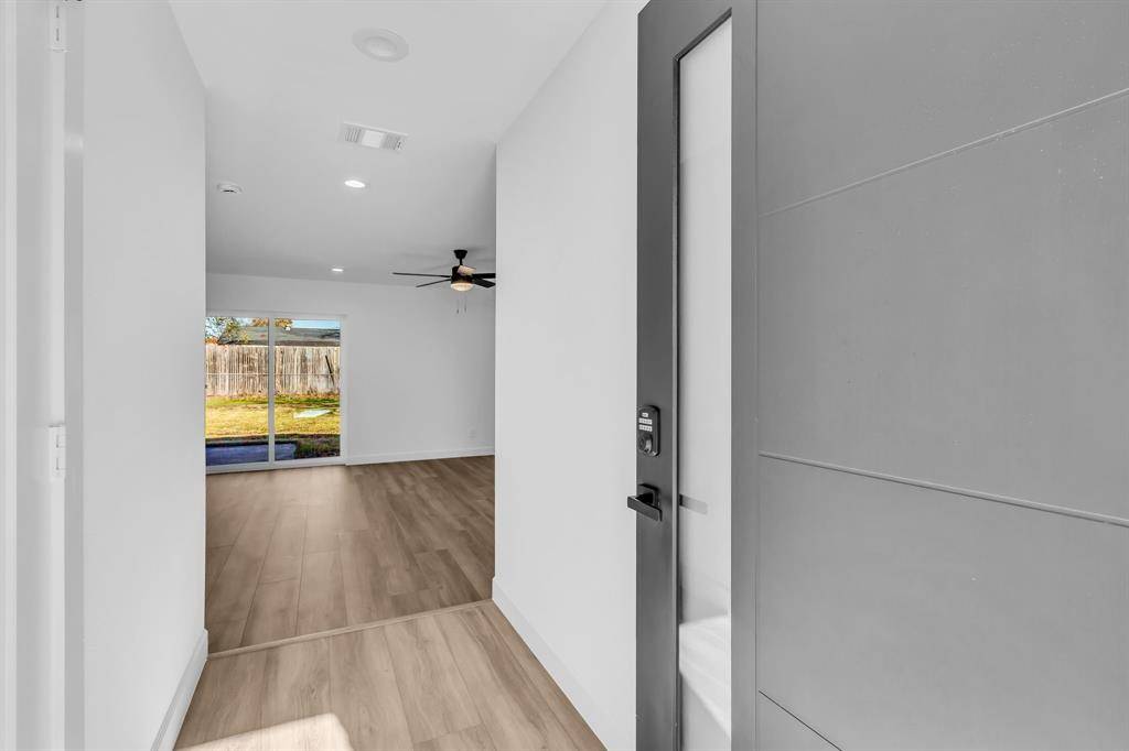 Garland, TX 75040,817 Northshore Drive